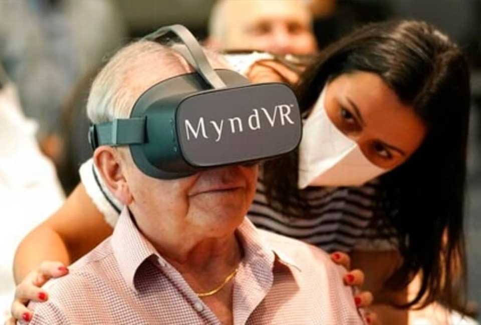 Ako je VR užitočná pre starých ľudí? 