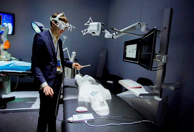 Virtual- And Augmented Reality In Medicine